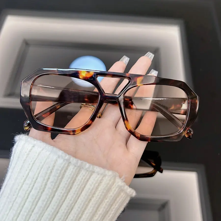 Fashion Square Sunglasses Women Brand Designer Retro Sun Glasses Female Vintage Leopard Frame Mirror Outdoor Oculos De Sol