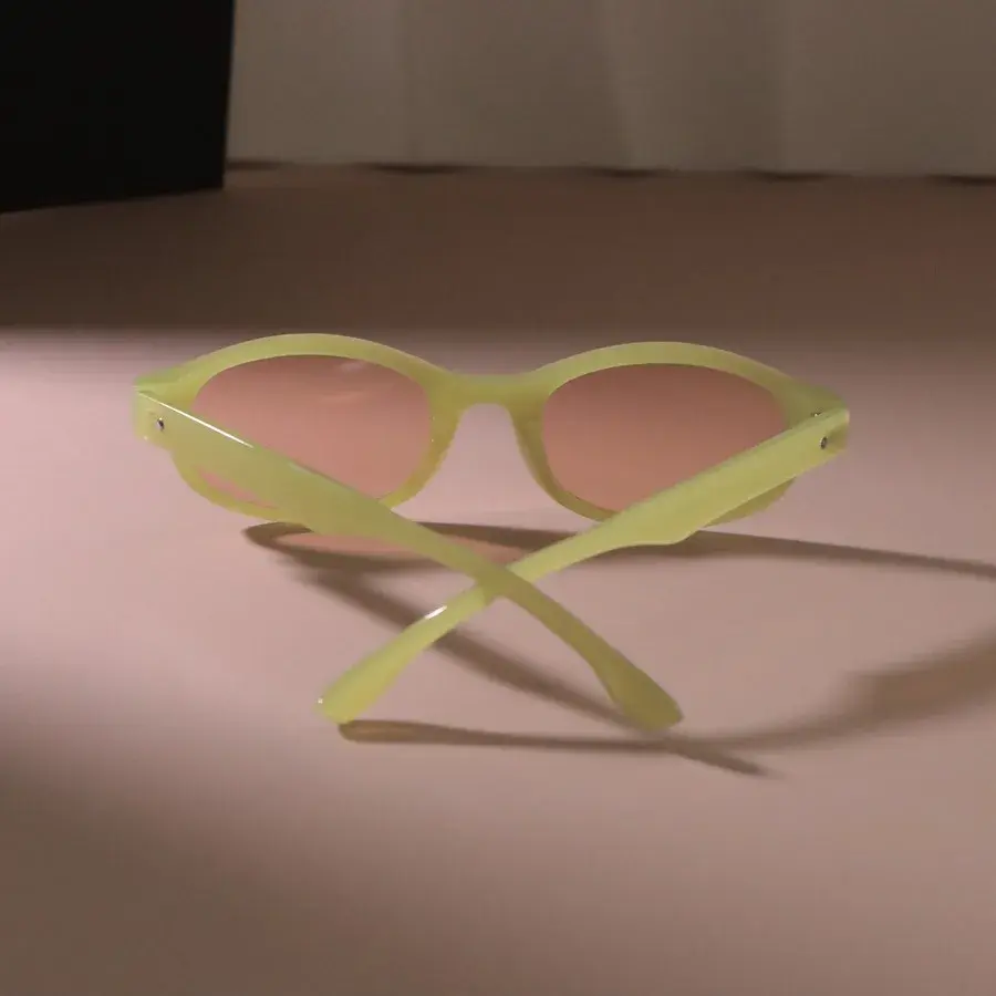 Casual Small Frame Oval Sunglasses Women Men Sun Glasses Female Mirror Colors Designer Brand Fashion Luxurious Eyewear