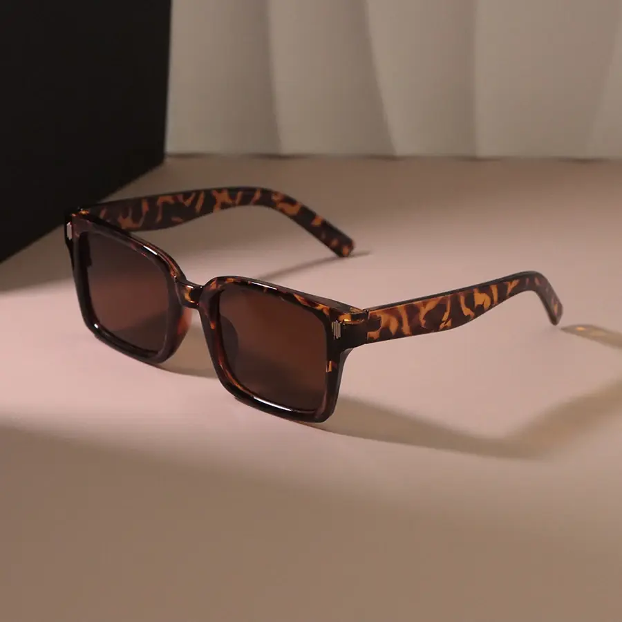 Vintage Square Sunglasses Women Men Fashion Retro Sun Glasses Female Male Designer Outdoors Mirror Punk Shades Oculos De Sol