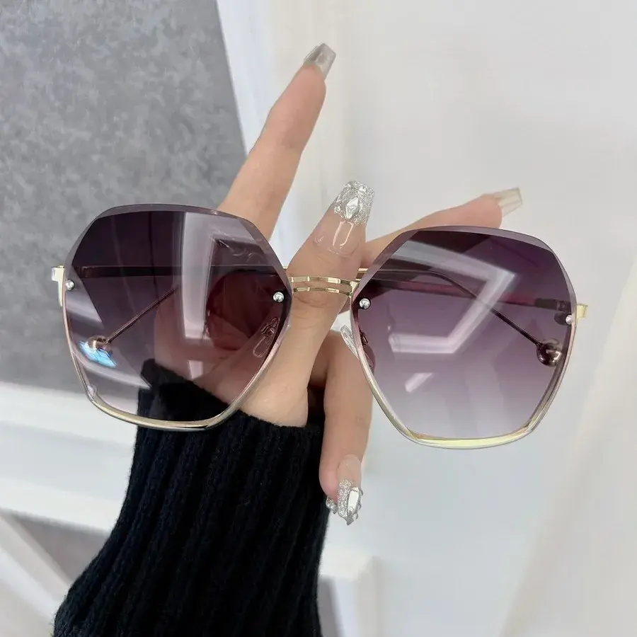 Casual Square Sunglasses Women Men Rimless Sun Glasses Female Male Designer Brand Lovely Travel Outdoor Oculos De Sol