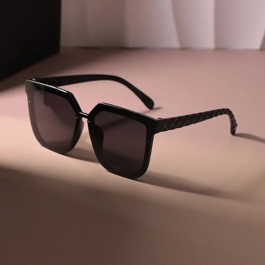 Classic Square Sunglasses Women Men Fashion Sun Glasses Female Male Designer Mirror Outdoors Travel Shades Oculos De Sol