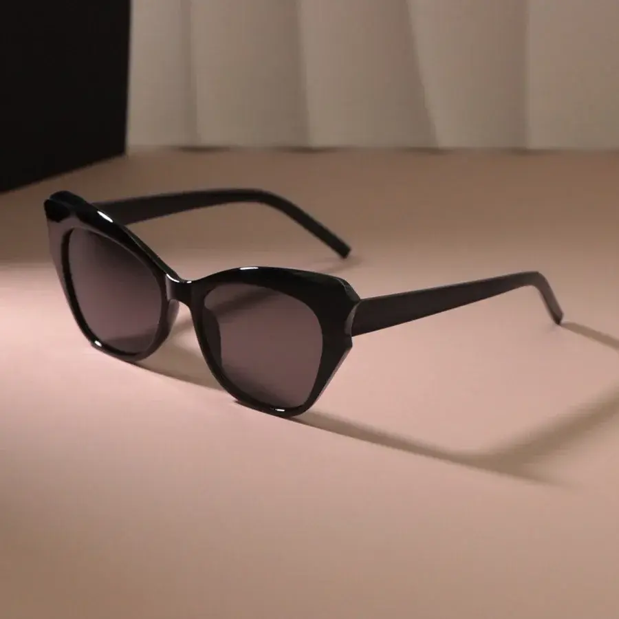 Classic Cat Eye Sunglasses Women Men Fashion Sun Glasses Female Male Designer Mirror Casual Travel Shades Oculos De Sol