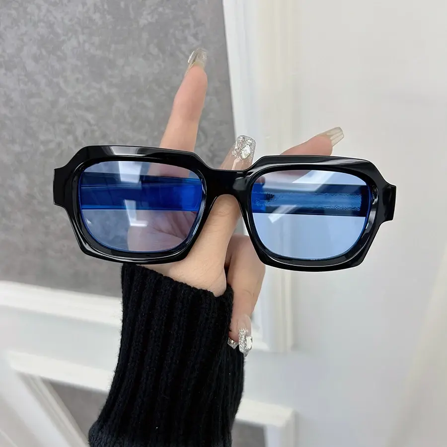 Retro Square Sunglasses Women Men Brand Classic Sun Glasses Female Male Fashion Designer Travel Casual Shades Oculos De Sol