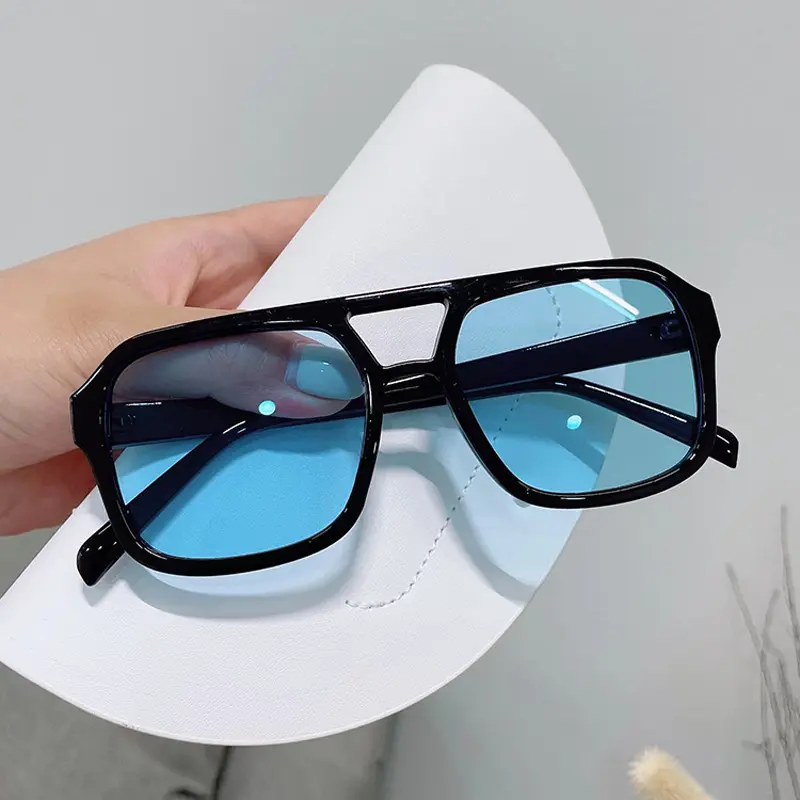 New Fashion Square Sunglasses Woman Vintage Frame Female Mirror Sun Glasses Ocean Gradient Retro Designer Outdoor Oculos De Sol