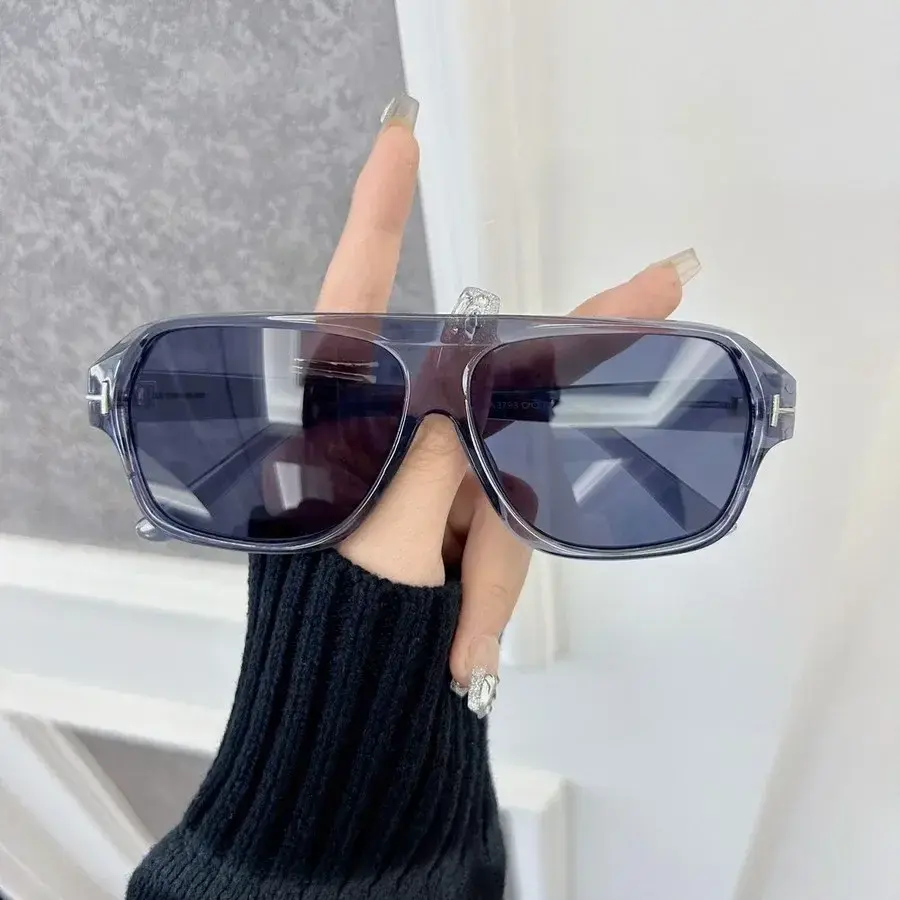 Casual Rectangle Elegant Classic Sunglasses Men Women Fashion Vintage Sun Glasses Male Plain Brand Shades