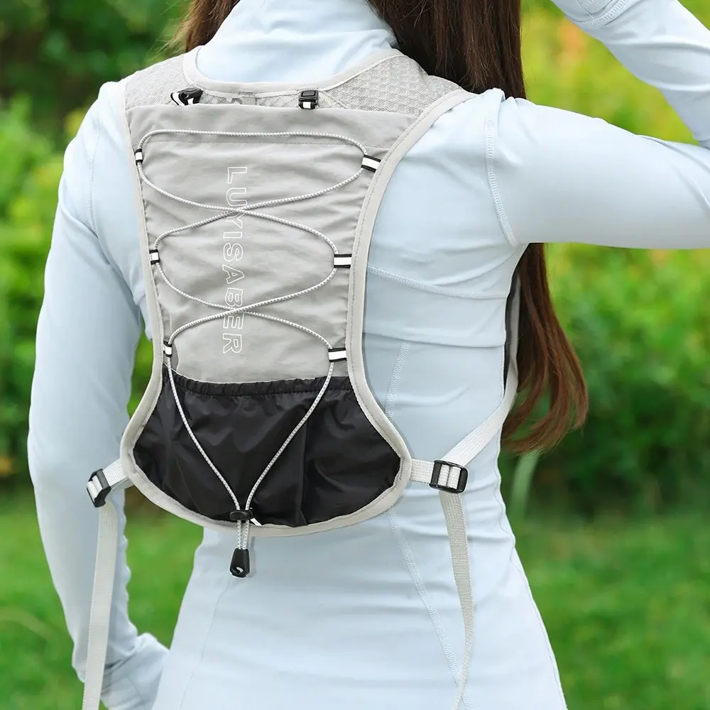 Hydration Backpack 2L Running Vest Ultralight Cycling Daypack Reflective For Men Women Running Hiking Marathon Cycling Vest