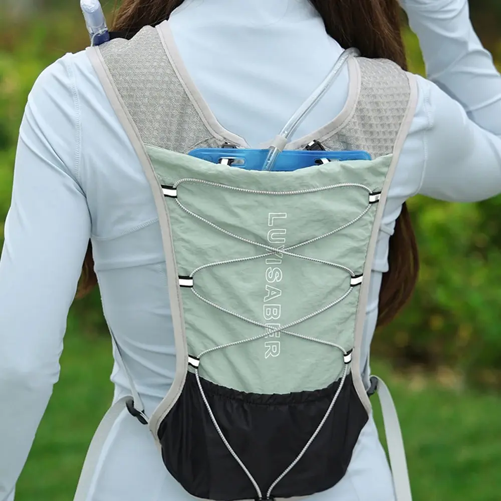 Hydration Backpack 2L Running Vest Ultralight Cycling Daypack Reflective For Men Women Running Hiking Marathon Cycling Vest