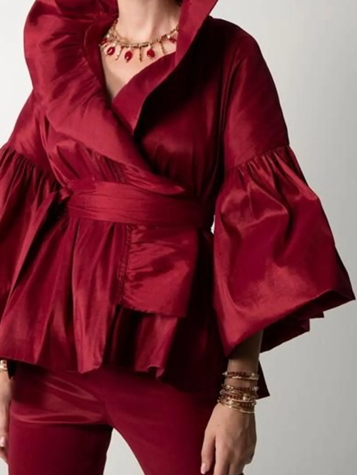 Women Vintage Court Style Blouse Satin Petal Sleeve Stand Collar Bud Shape American Retro Shirt Blouse Autumn Tops