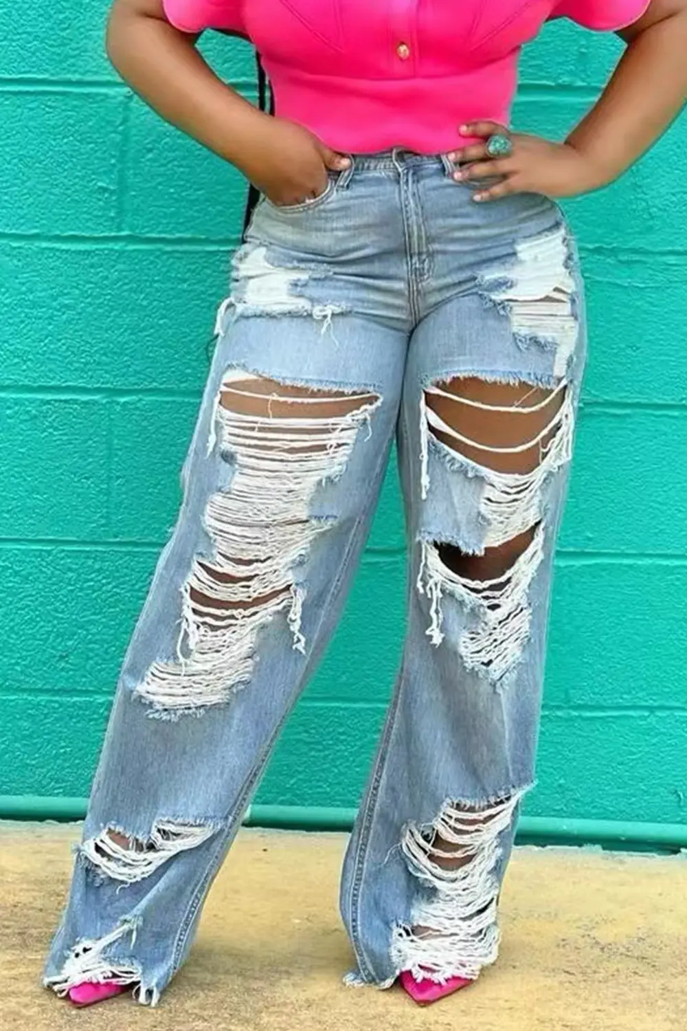 324