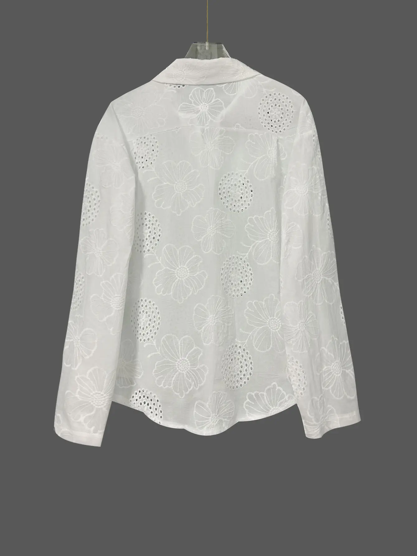 Women's Blouse Floral Hollow Out Long Sleeve Turn Down Collar White Button Casual Vintage Minimalist Blouse Shirt Tops Autumn