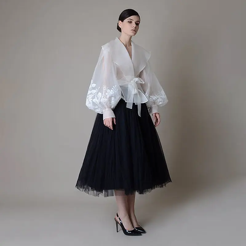 French Vintage Court Dress Style Blouse Sweet Casul 2025 Spring Organza Collar Wide-sleeved Lace-up Printed Shirt for Women