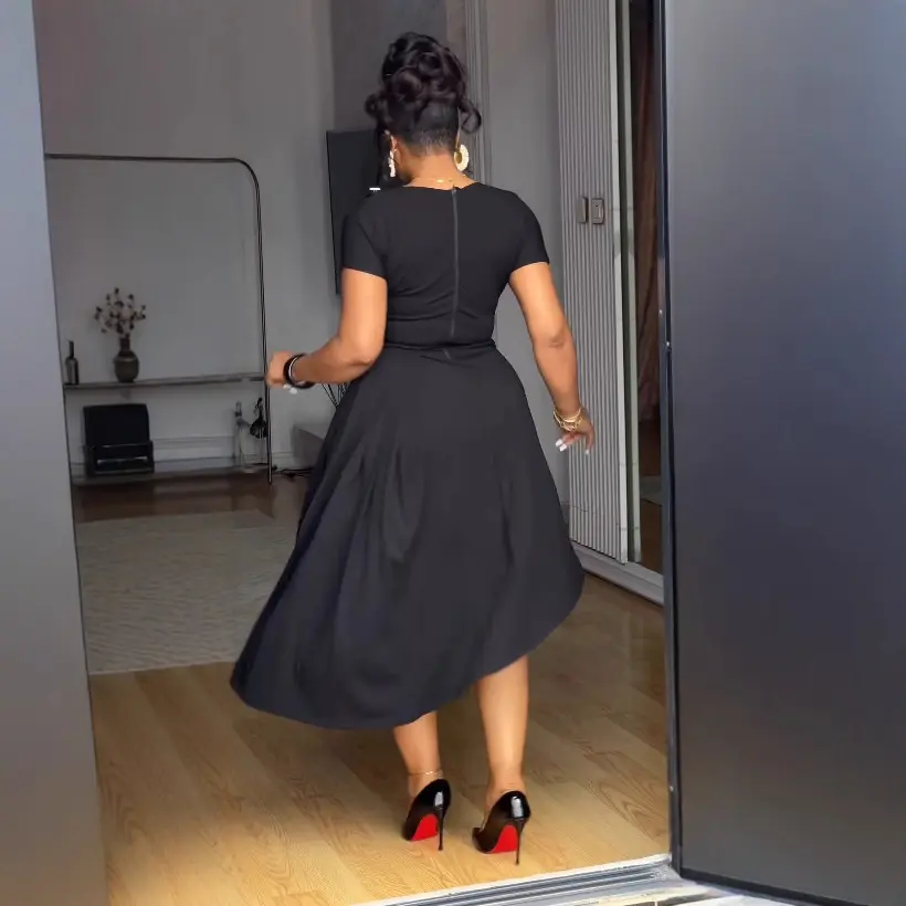 Women Plus Size Semi Formal Dress Black Round Neck Short Sleeve Asymmetric Hem Elegant Split Button Decorate Midi Dresses