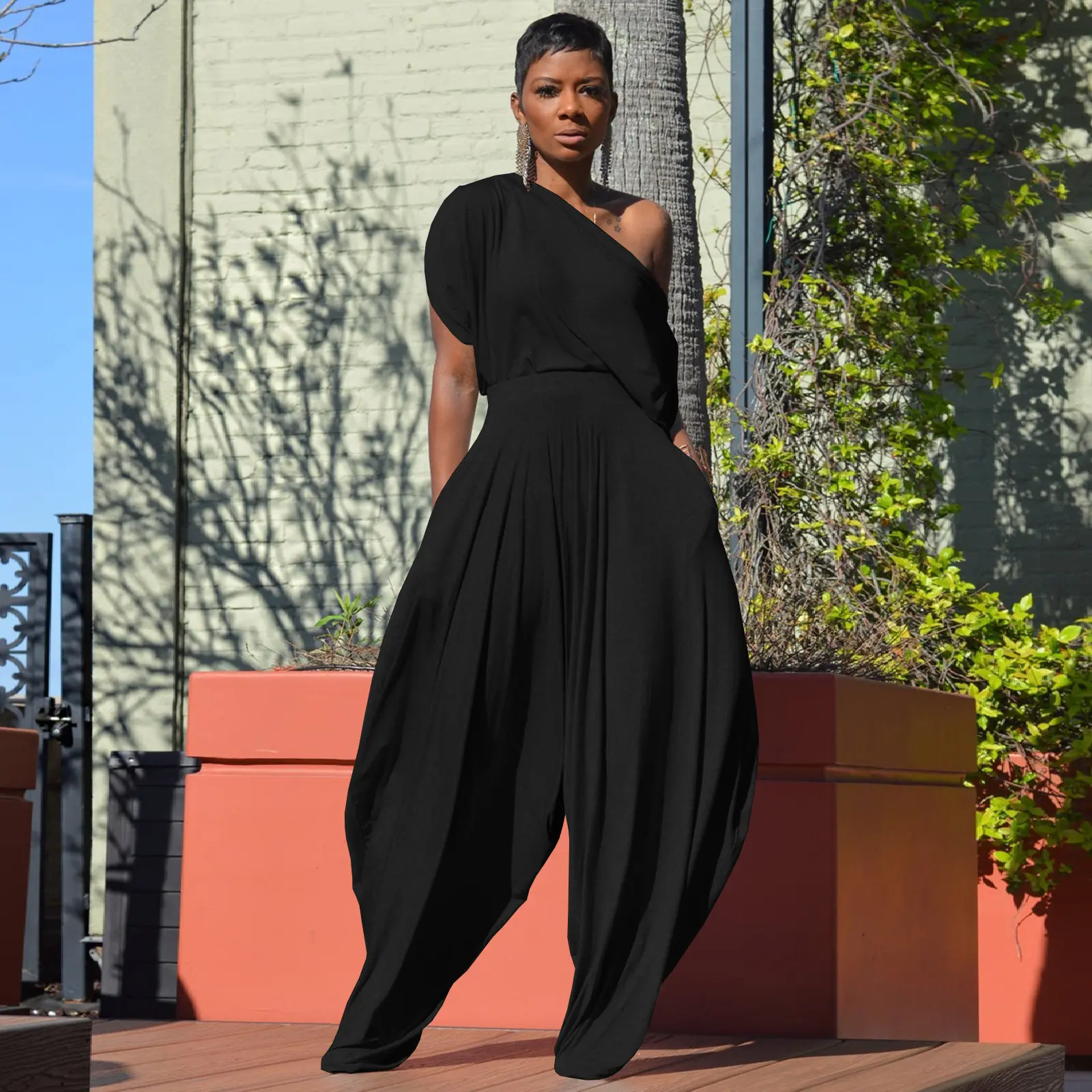 Women Off the Shoulder Two Piece Set Skew Neck Short Sleeve Asymmertric Top and Hamer Pant Matching Set Casual Loose Outfits