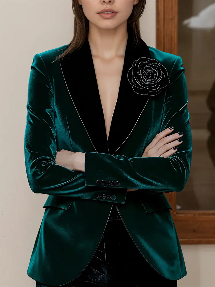 Women Velvet Blazer Jacket Turn Down Collar Floral Decarate Single Button Vintage American Retro Autumn Winter Coat Outerwear