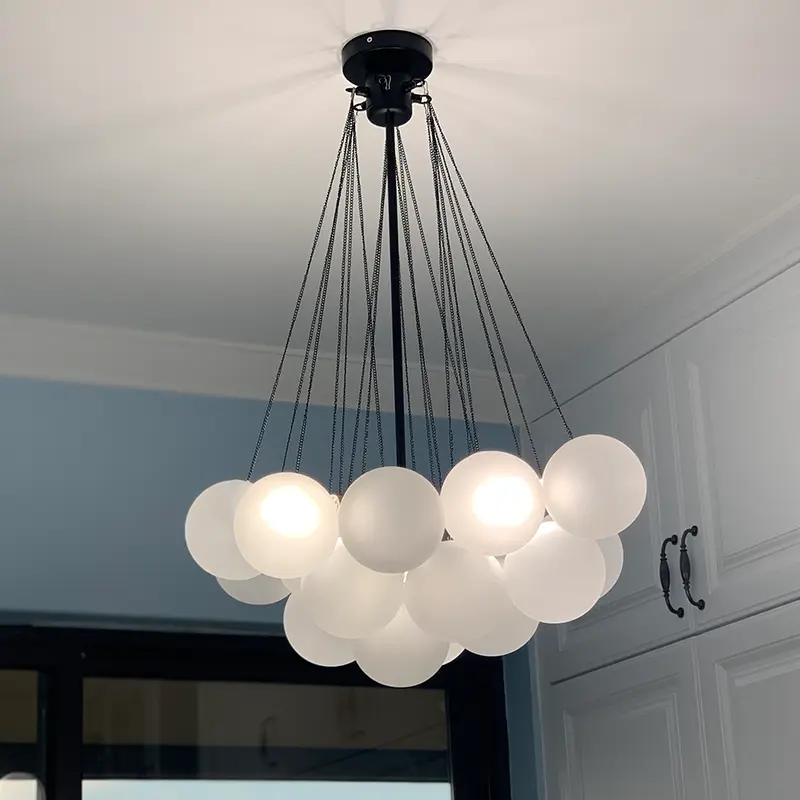 Modern Glass Ball Hanging Lamps for Ceiling White Bubbles Pendant Lights Bar Shop Chandelier for Living Room Home Decor Lustre