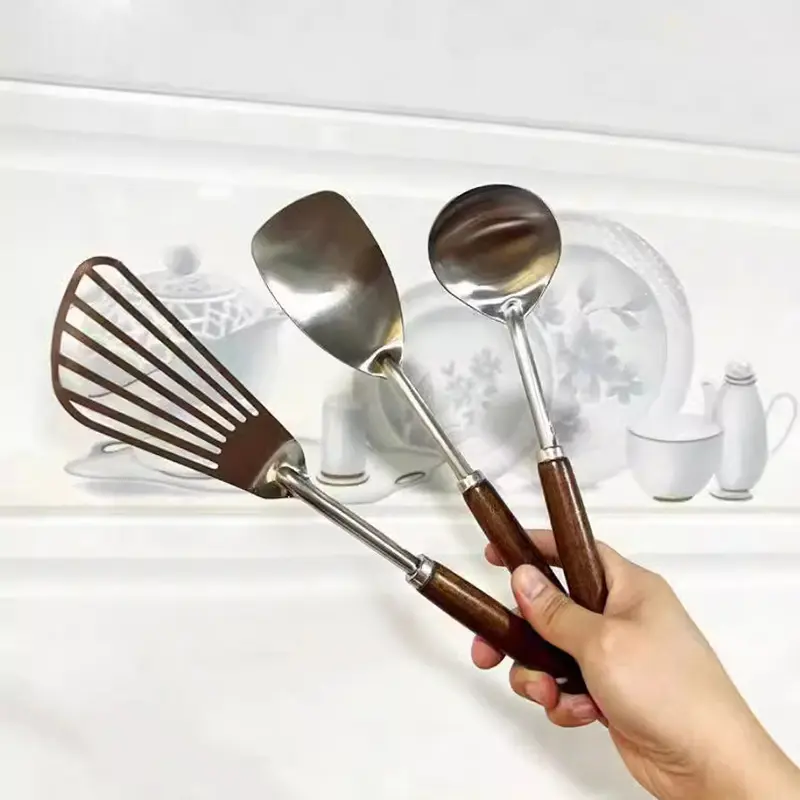 304 Stainless Steel Small Spatula Household Cooking Spoon Soup Spoon Frying Shovel Walnut Long Handle Anti-hot Spatula Kitchen