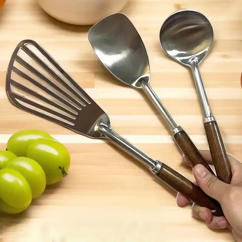 304 Stainless Steel Small Spatula Household Cooking Spoon Soup Spoon Frying Shovel Walnut Long Handle Anti-hot Spatula Kitchen
