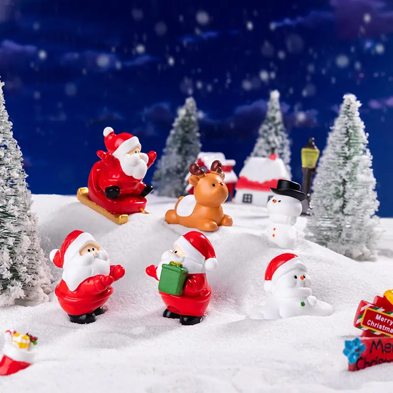 1PC New Year Gift Home Decoration Kawaii Christmas Figurines Miniature Santa Claus Snowman Micro Landscape Ornaments