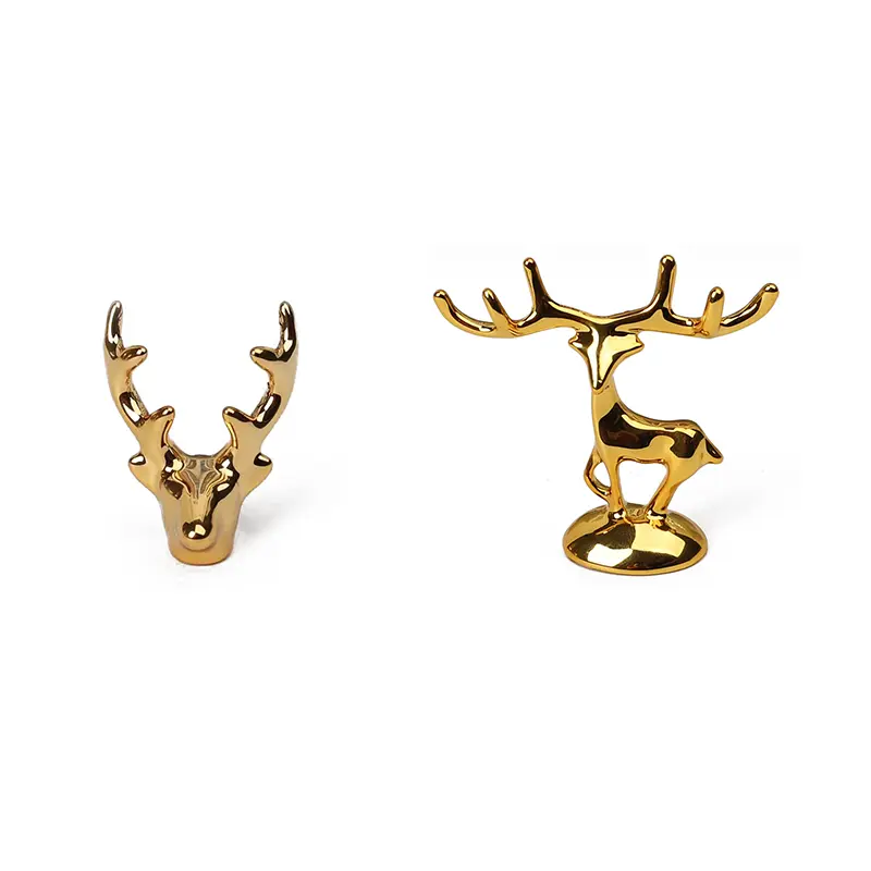 Christmas Elk Deer Statue Nordic Reindeer Art Figurine Vintage Golden Handicraft Home Ornament Table Decoration Gift