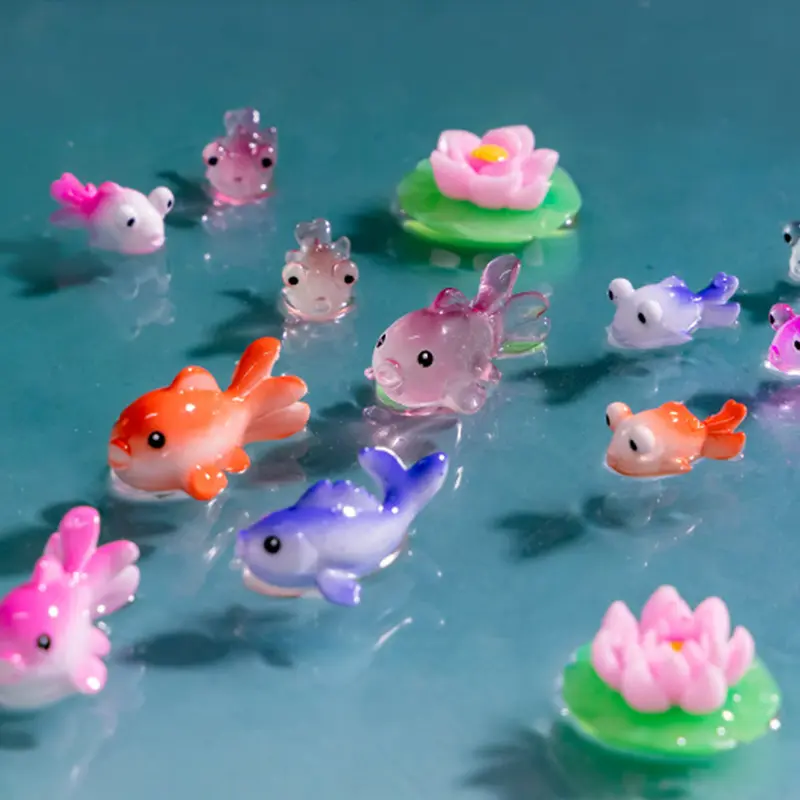 1PC Kawaii Luminous Mini Simulated Goldfish And Koi Resin Animal Figurines Ornament Aquarium Fish Tank DIY Accessories