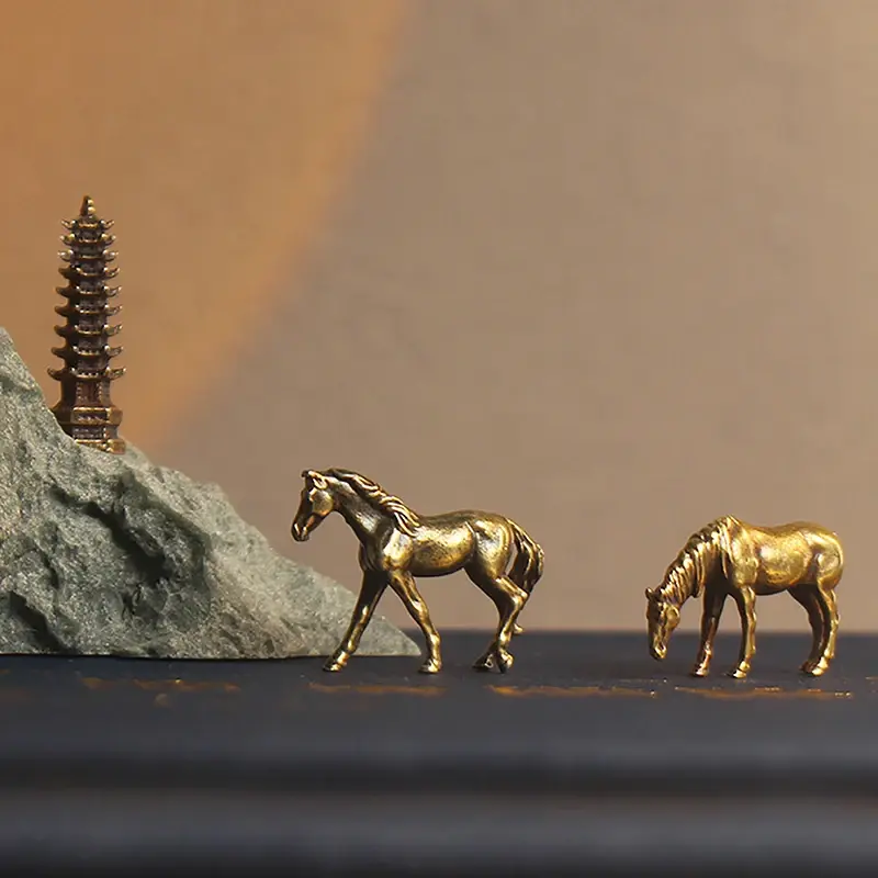 Antique Brass Solid Long Tail Horse Figurines Miniatures Feng Shui Ornaments Copper Zodiac Animal Mini Desktop Decoration Crafts