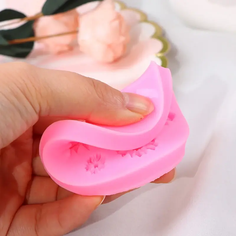 3D Sunflower Flower Petals Embossed Silicone Mold Relief Fondant Cake Decor Tool
