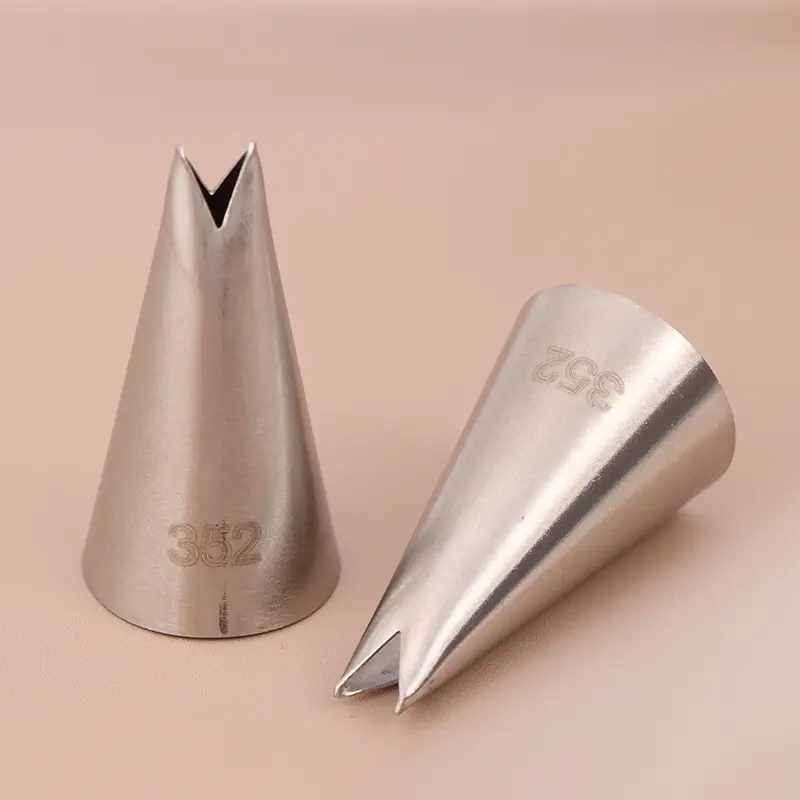 1Pc #352 Stainless Steel Rose Leaves Cupcake Decorating Tips Pastry Nozzles Fondant Leaf Tips Stainless Steel Piping Nozzles