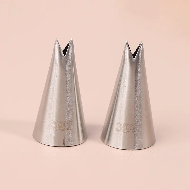 1Pc #352 Stainless Steel Rose Leaves Cupcake Decorating Tips Pastry Nozzles Fondant Leaf Tips Stainless Steel Piping Nozzles