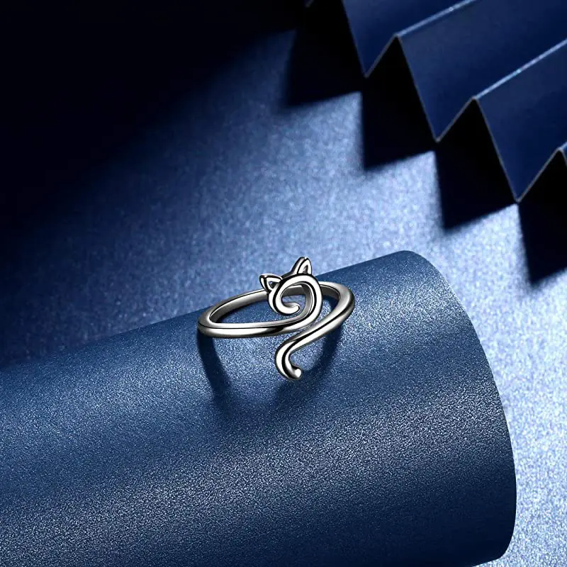 Yarn Ring Cat Ears Crochet Ring Adjustable Size Beginner Knitting Crocheting Loop Thread Wrapped Rings Tension Regulator Tool