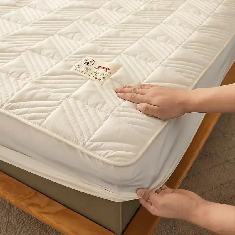 High Quality Soy Fibre Quilted Mattress Cover 100% Cotton King Queen Customized Quilting Bed Cover Not Including Pillowcase