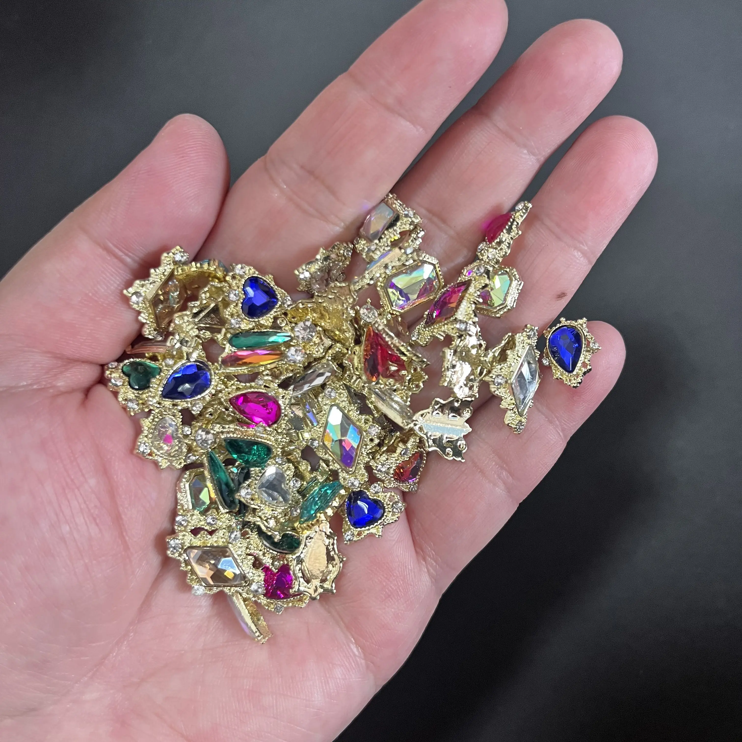 60PCS Mix Nail Art Rhinestones Heart/Square/Waterdrop Big AB Iridescent Crystal Jewels Metal Alloy 3D DIY Nail Charms Supplies *