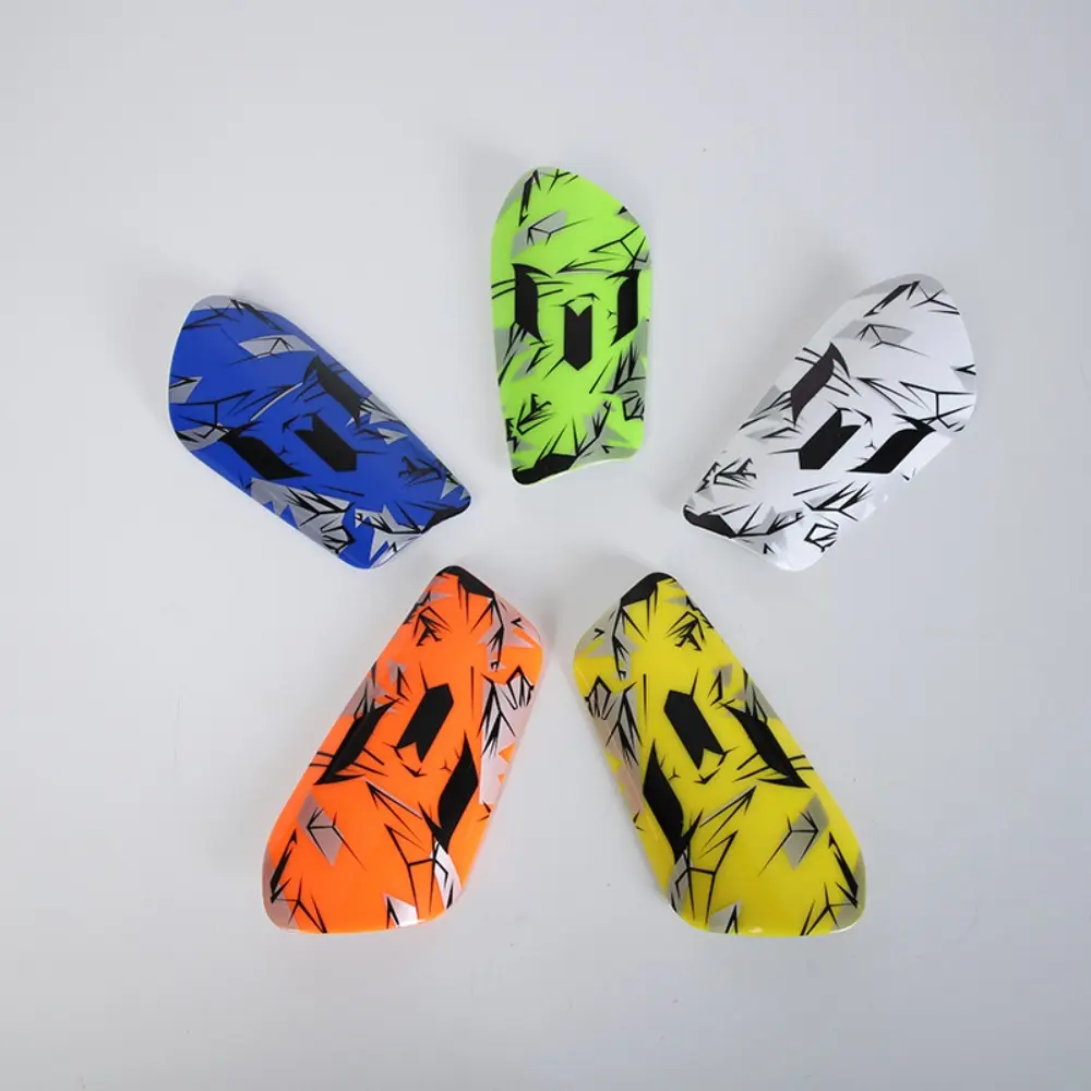 1 Pair Leg Guards Football Shin Holder Shin Pads Strapless Breathable Pads Soccer Shin Pad Plastic Sportswear Soccer Shin Guards