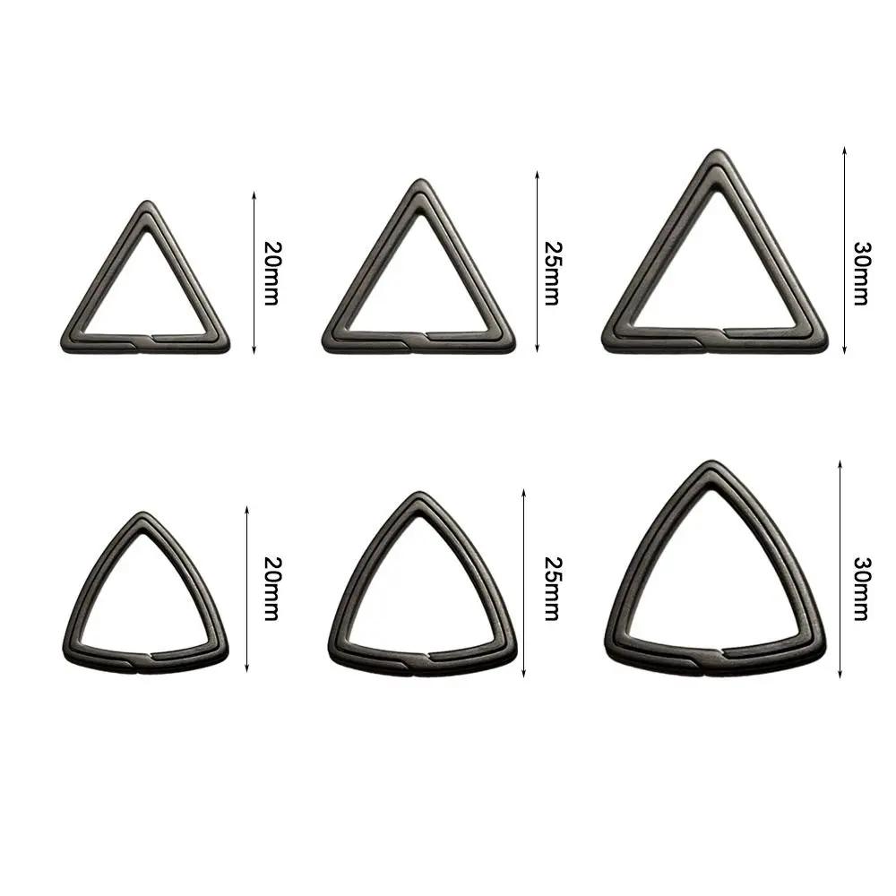 Super Lightweight Titanium Alloy Triangle Key Rings 20/25/30mm Key Rings Keychains Buckle Male Creativity Gift Outdoor Tools