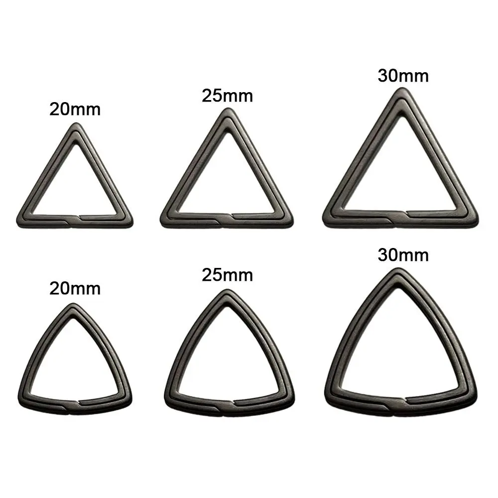 Super Lightweight Titanium Alloy Triangle Key Rings 20/25/30mm Key Rings Keychains Buckle Male Creativity Gift Outdoor Tools