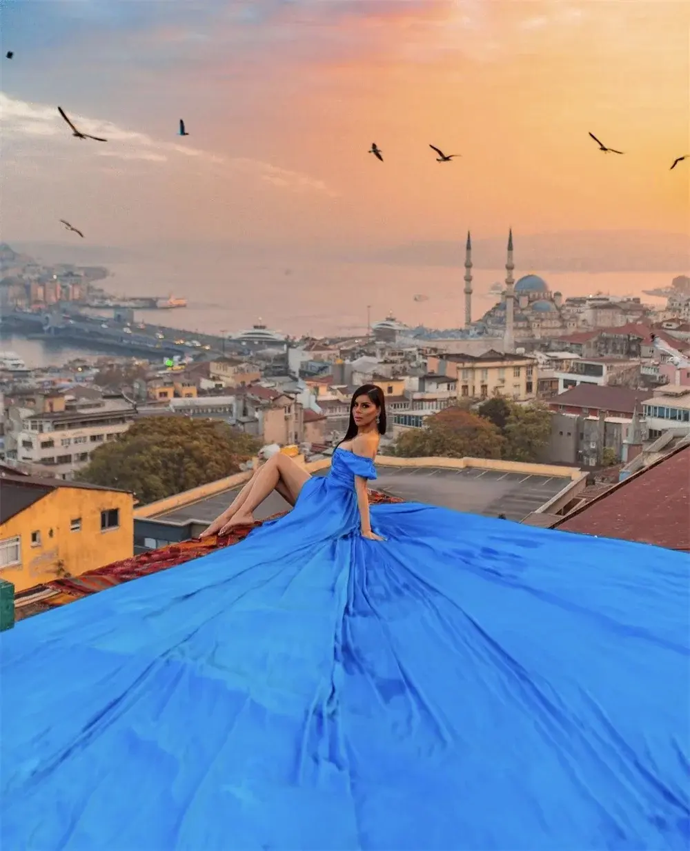 Flowy Long Sweep Train Prom Dress 2025 Photoshoot Satin Party Dress Sexy V-neck Silk Vestidos De Noche Flying Dress