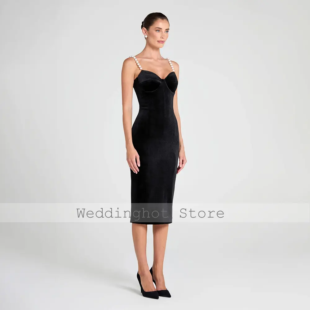 Black Velvet Cocktail Dresses Knee Length Pearls Spaghetti Straps Column Party Gwons for Women Sweetheart Sheath Birthday Dress