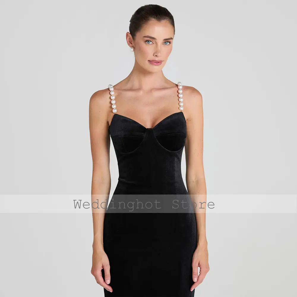 Black Velvet Cocktail Dresses Knee Length Pearls Spaghetti Straps Column Party Gwons for Women Sweetheart Sheath Birthday Dress