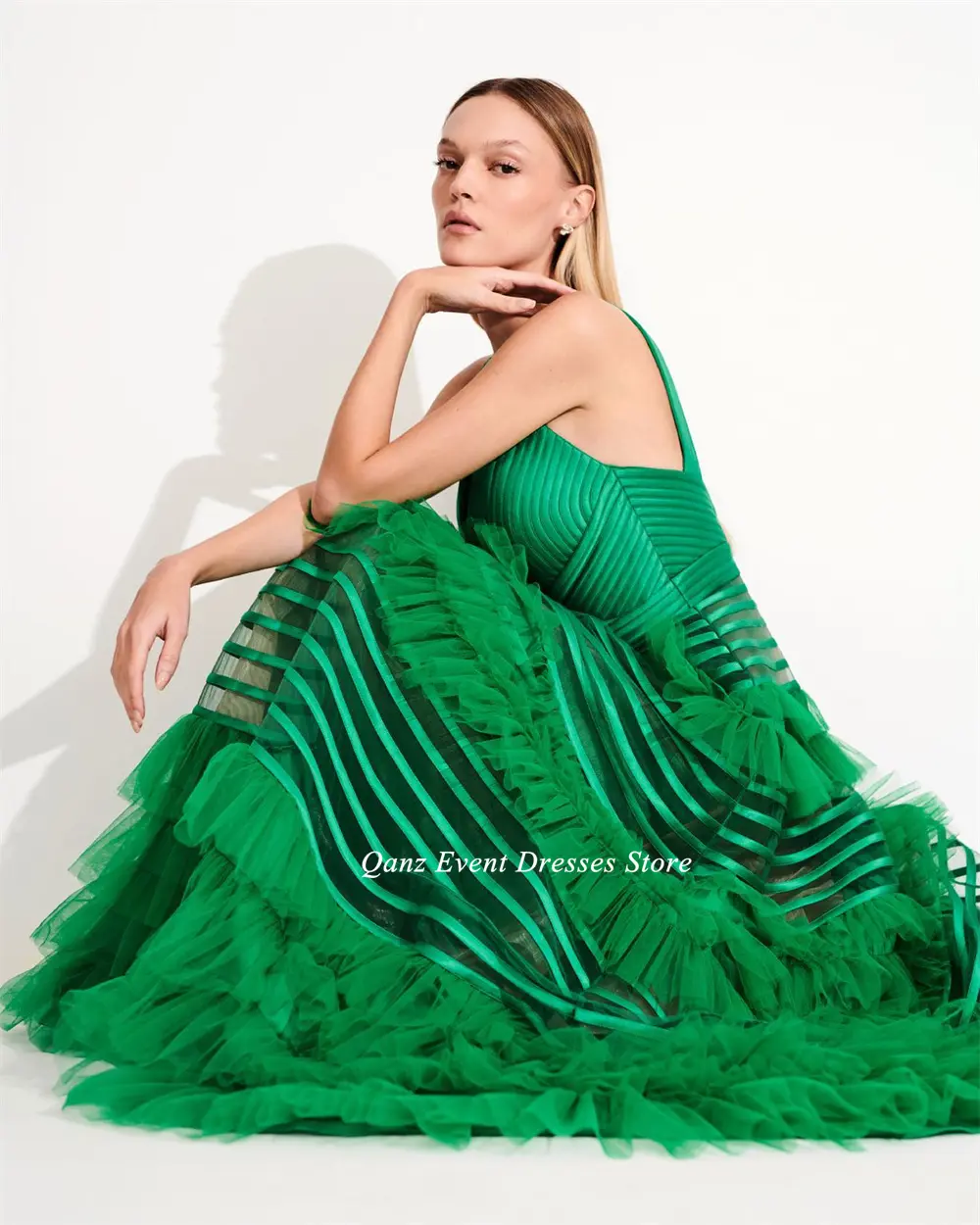 Qanz Tulle Green Prom Dresses Long A Line V Neck Tiered Ruffles Party Dresses Vestidos De Fiesta Elegantes Para Mujer Customized