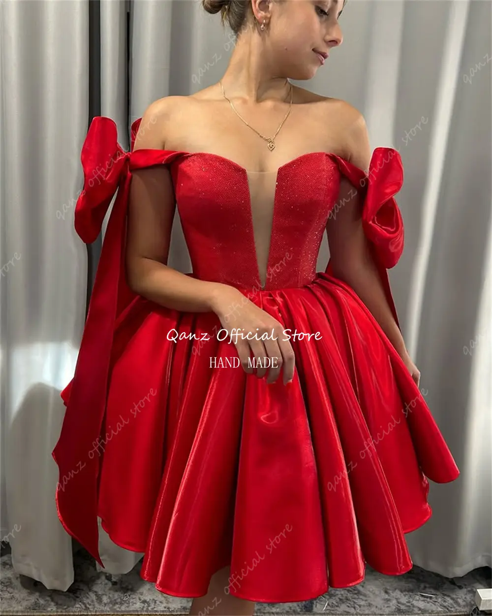 Qanz Shiny Glitter Short Porm Dress Red Satin Bow Straps Vestidos De Fiesta Mini A Line Graduation Outfit Women Dress Customized