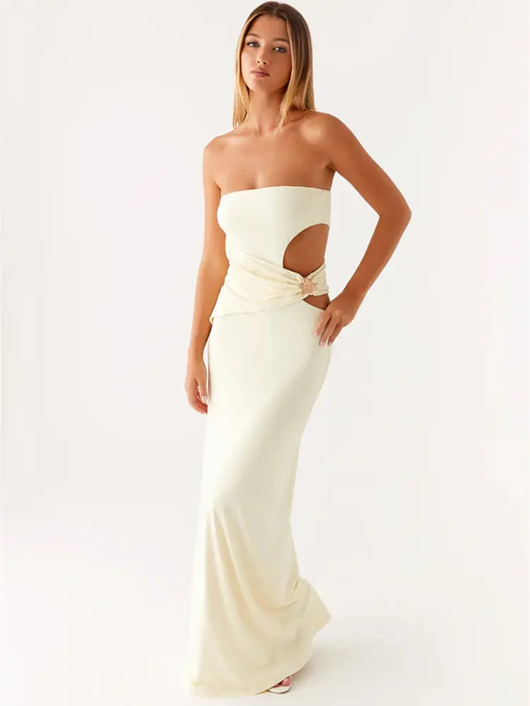 Mozision Hollow Out Off-shoulder Sexy Maxi Dress Women Fashion Metal Flower Strapless Sleeveless Backless Bodycon Club Dress