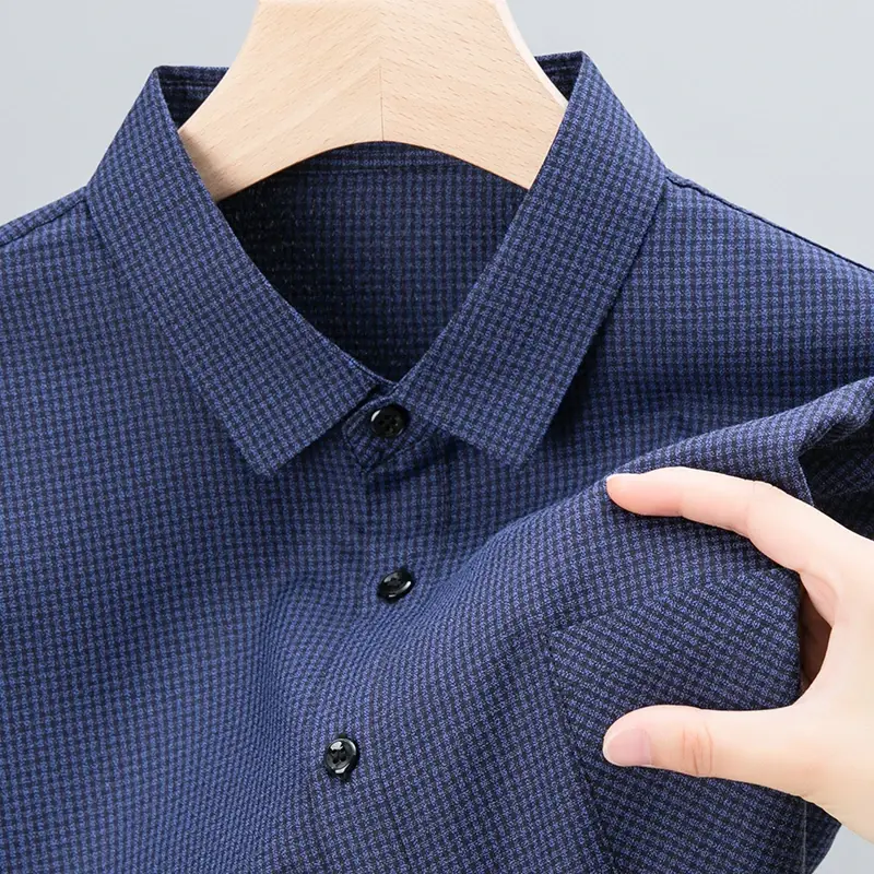 New Men's Casual Small Plaid Long Sleeved Lapel Shirt for Spring and Autumn Fashion Comfortable Wrinkle Free Top Without Ironing