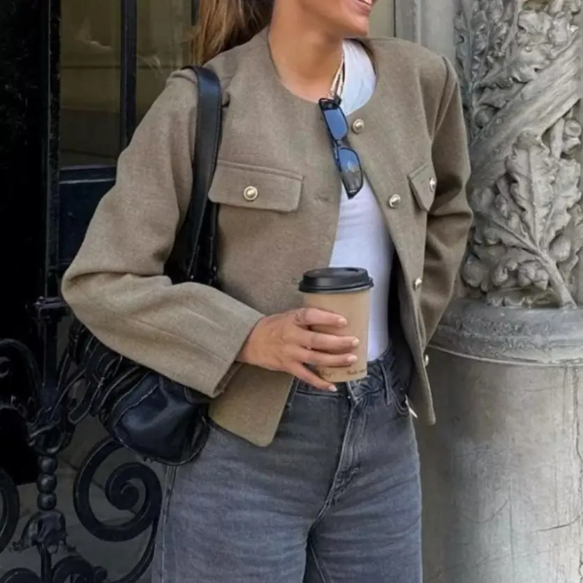 2025 Spring and Autumn New Women's Wear Slim Fit Round Neck Elegant Commuting Fashion Women's Small Fragrant Style Short Coat
