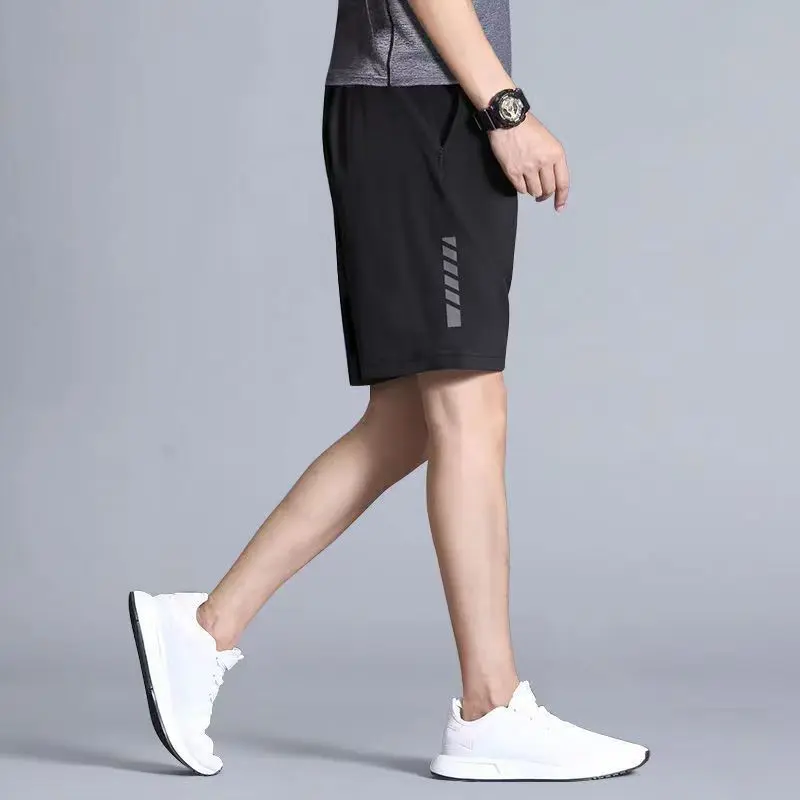 Men's Quick Drying Ice Silk Basketball Shorts 5-inch Lightweight and Loose Summer Running Beach Soccer Casual Sports Slim Fit