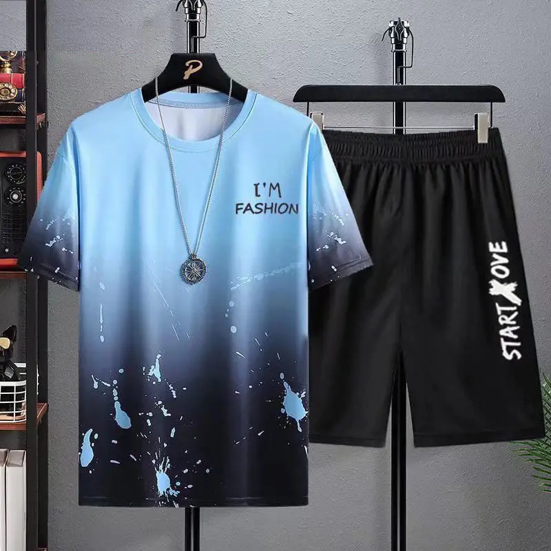 2025 Mens Summer Quick Dry Sportswear 2-Piece Set Lightweight Athletic Gym Training Outfit Breathable Hot Weather T-Shirt Shorts