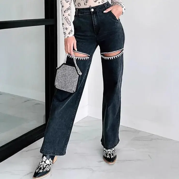 Denim Jeans for Women Streetwear Straight Pants Hole Diamonds Mid Waist Washed Distressed 2025 Casual Mom Ankle Length Trousers