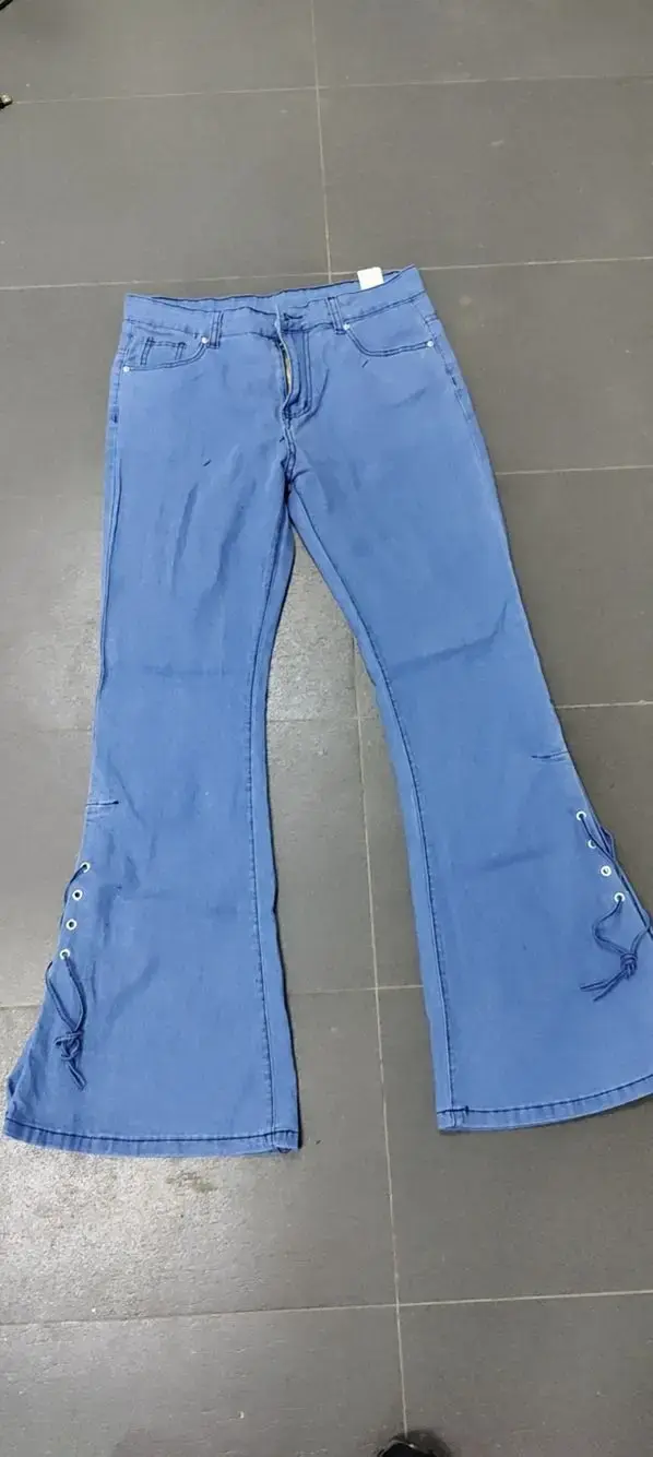Full Length Flare Pants Women Jean Washed Denim Pants Zipper Fly Loose Fit Pockets High Waist Basics Lace Up Vintage Solid