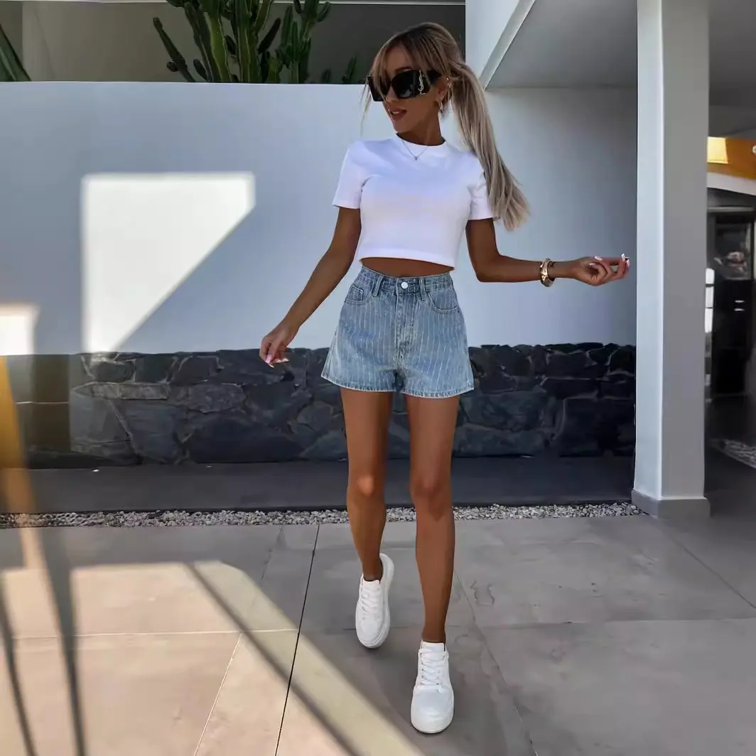 Shorts Denim Pant Women Jeans Short Pants Hot Drilling High Waist Straight Trousers Y2k Streetwear Elegant Mom Jeans Summer 2025