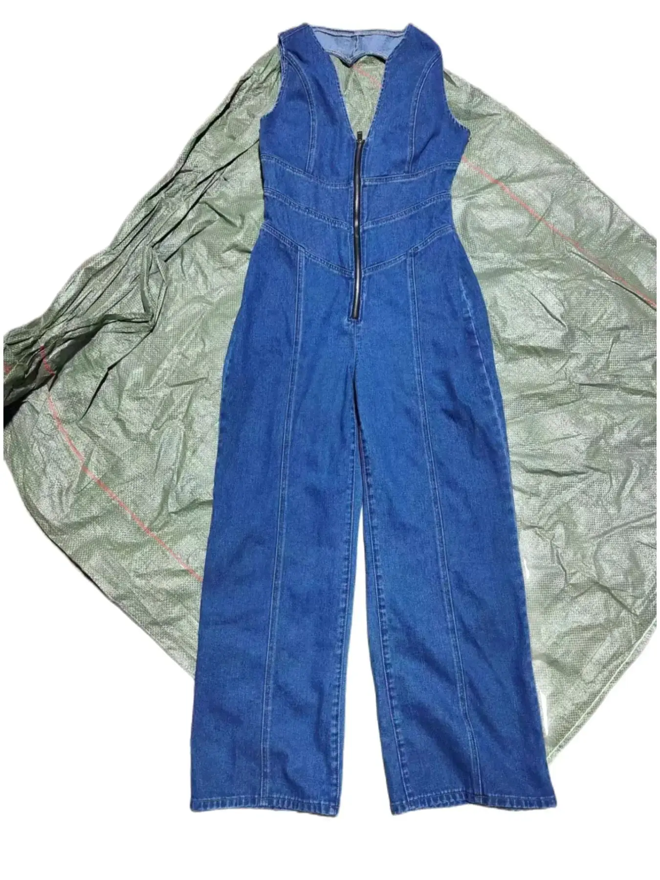 One Piece Denim Jumpsuit Summer New Slim Thin Backless High Waist Overalls Jeans Sleeveless Zipper V Neck Rompers Long Pants