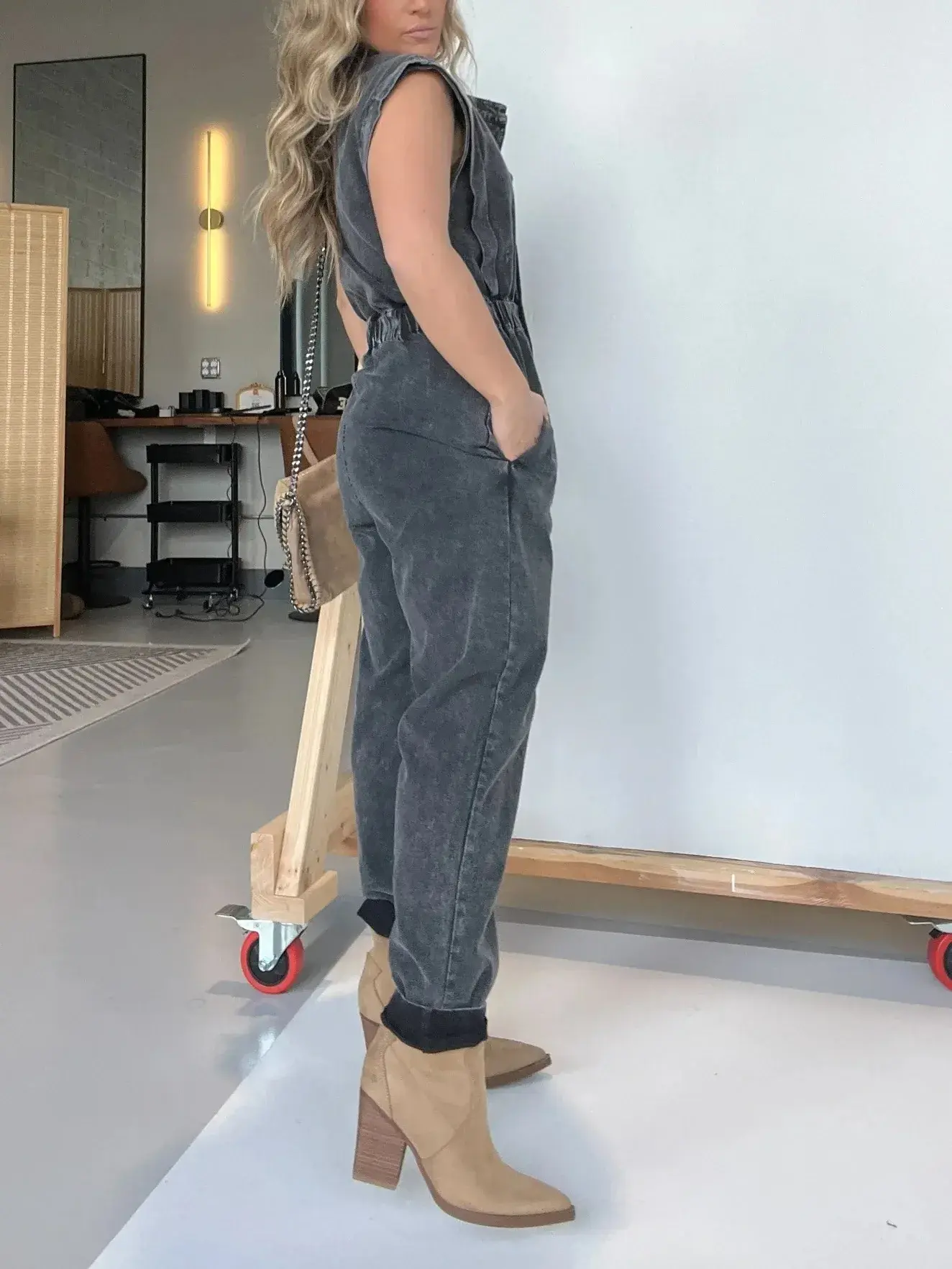 Jumpsuits Women Single Breasted Sleeveless Rompers One Piece Slim Button Mom Jeans Pencil Pants Pockets Spliced High Street