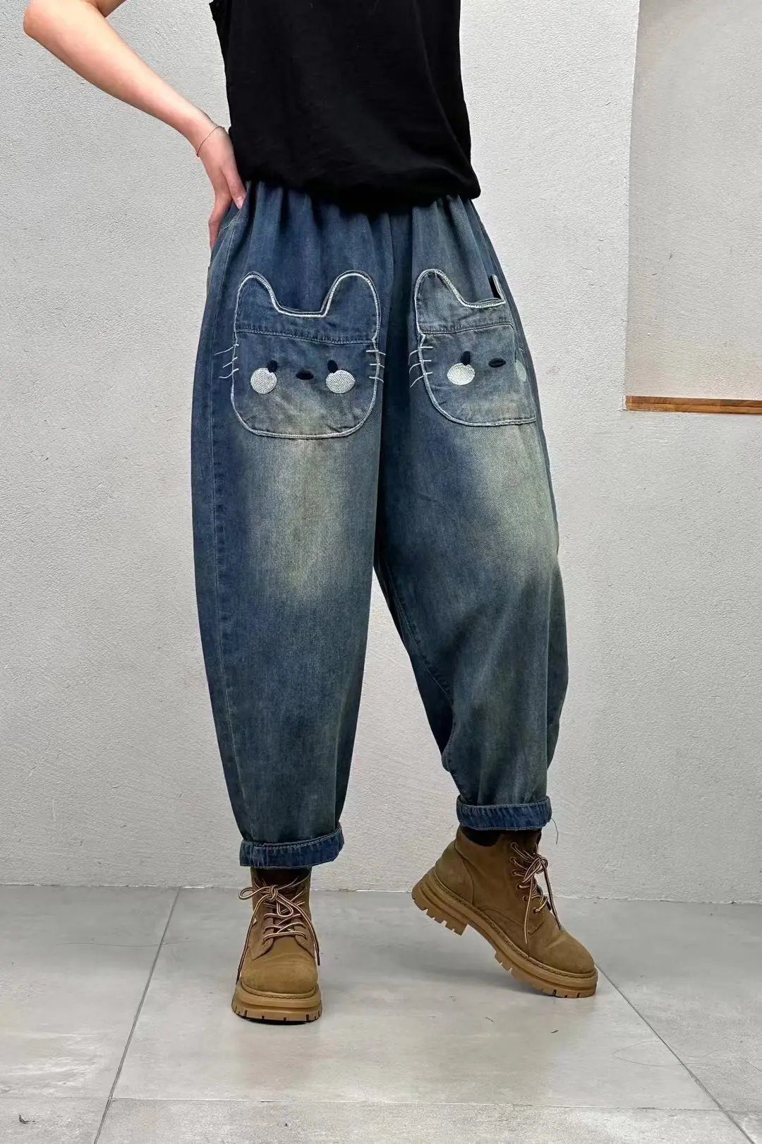 Cat Denim Pant Women Mom Jeans Long Pants Embroidery Elastic Waist Y2k Streetwear Elegant High Waist Straight Trousers Spring